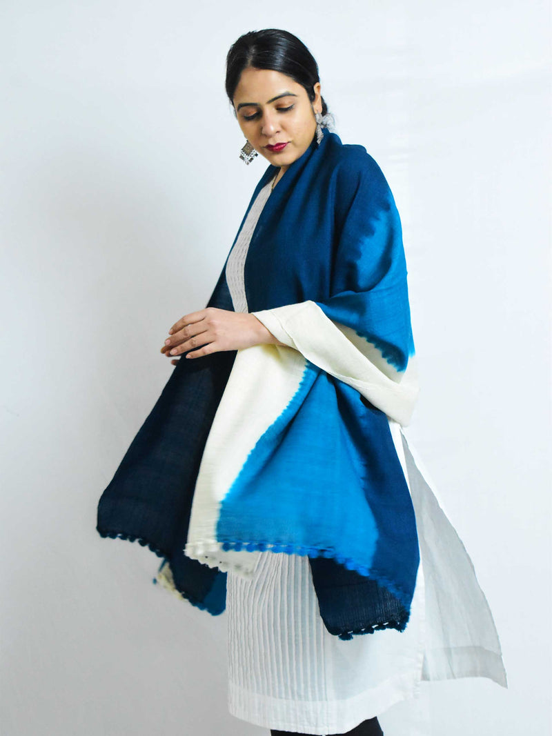 Blue lagoon - Handloom merino wool Shawl