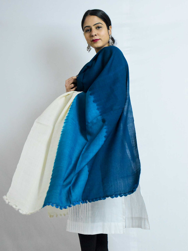 Blue lagoon - Handloom merino wool Shawl