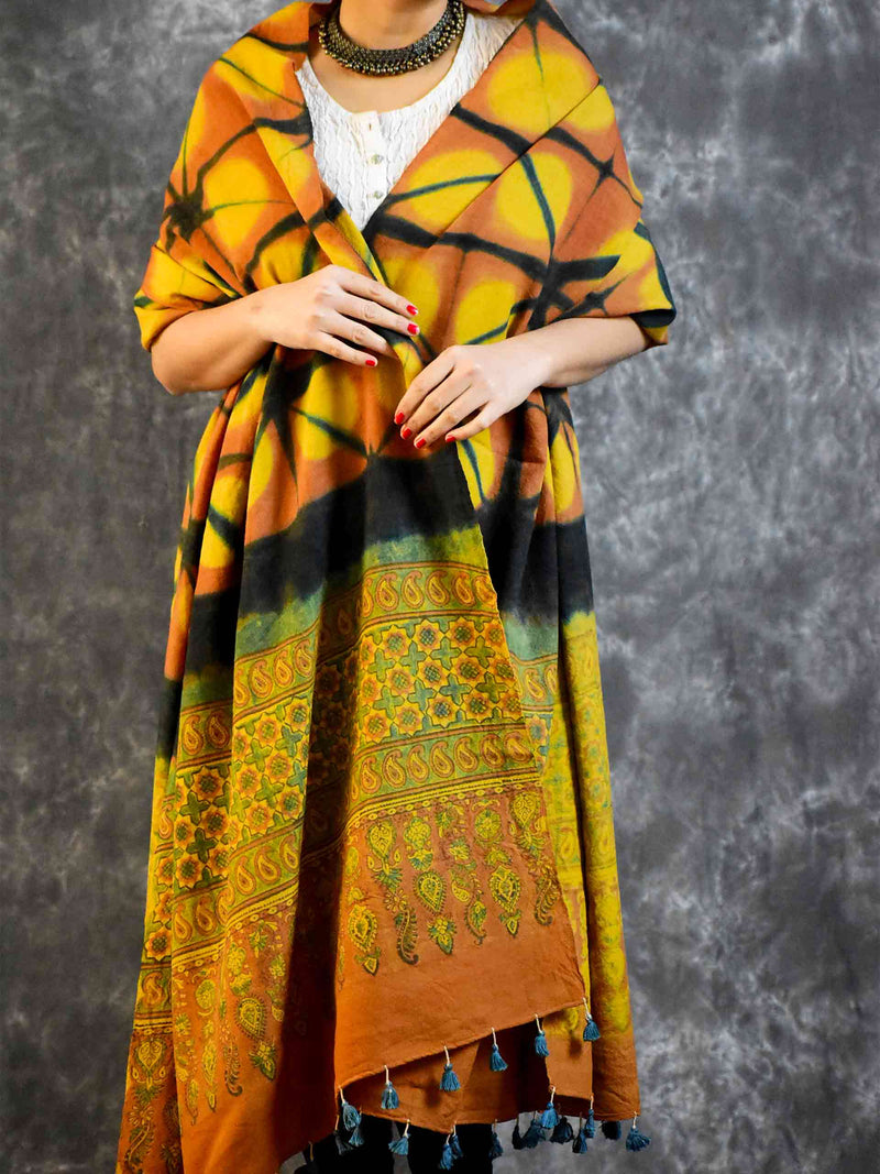 Ajrakh Clam Dyed Handloom Merino Wool Shawl Online
