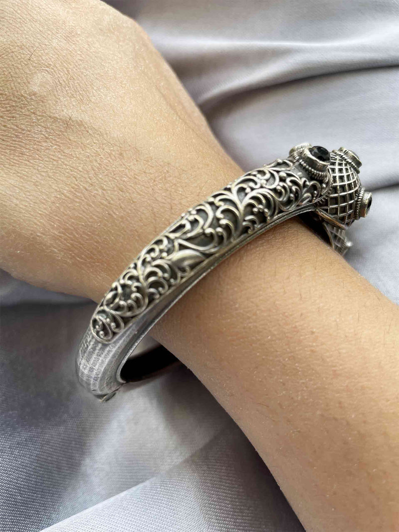 Mira - Lock kada