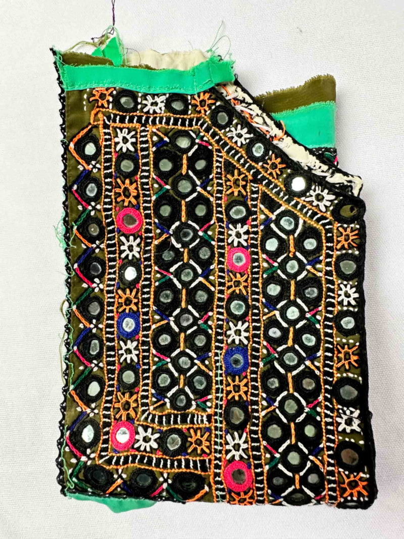 043 Vintage Mirror work Front Dress Patch 15*11