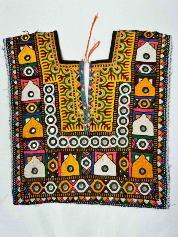 045 Vintage Mirror work Front Dress Patch 14*11