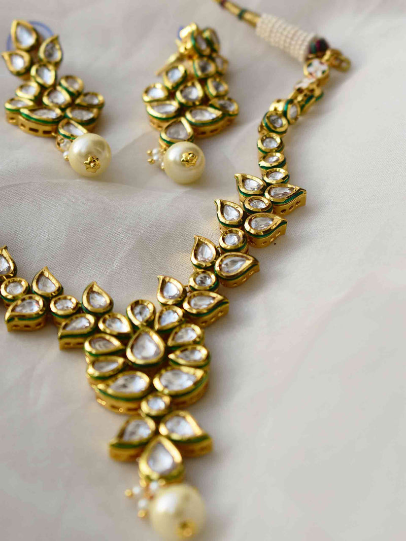 sana  - Kundan necklace set