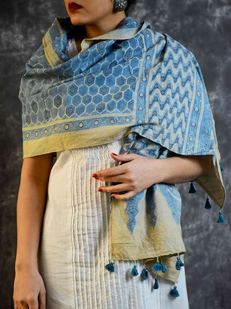 Buy Ajrakh Handloom Merino Wool Stole Online