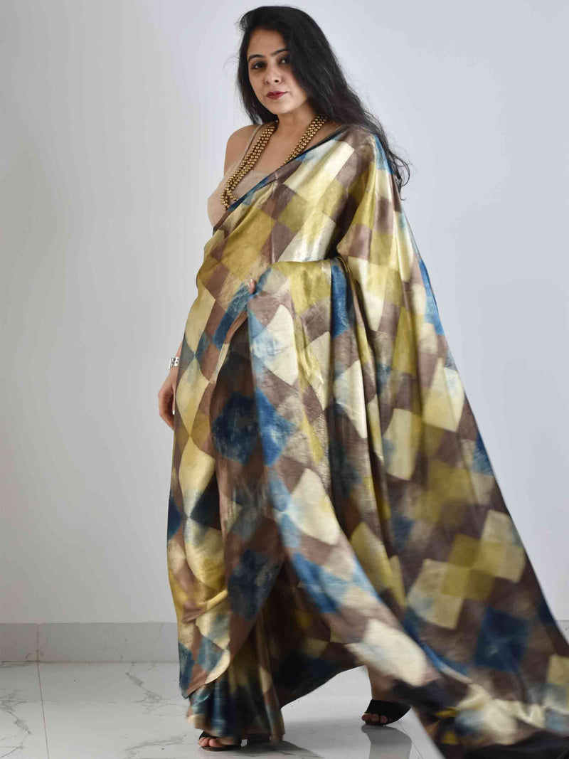 geometric print ajrakh saree